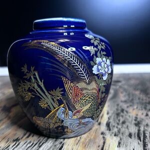 Vintage Cobalt Blue Porcelain Japanese Ginger Jar
